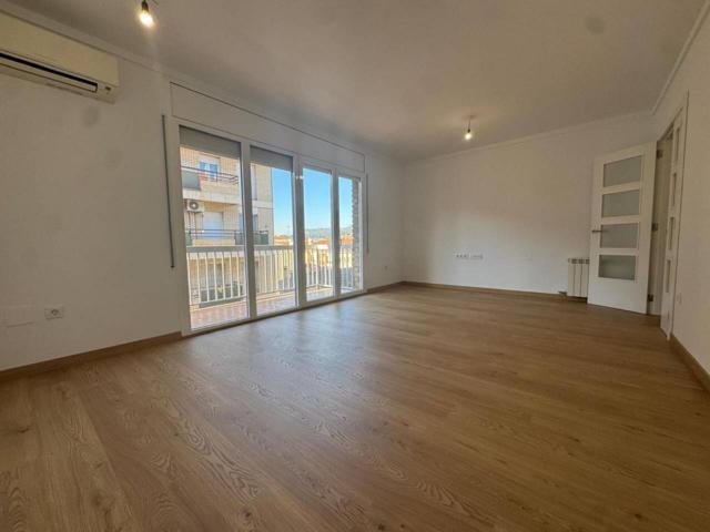 PIS 4 HABITACIONES ZONA PLAÇA CATALUNYA photo 0