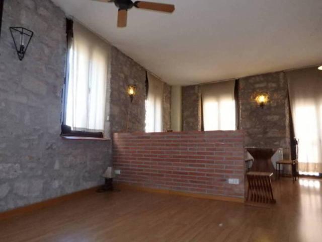 LOFT EN VENDA A MANRESA photo 0
