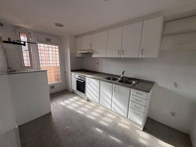 PIS 3 HABITACIONES A SURIA photo 0