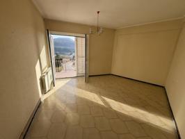 PISO 3 HABITACIONES EN SURIA photo 0