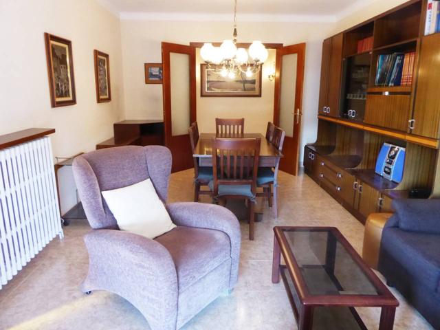 PIS 4 HABITACIONS ZONA VALLDAURA photo 0