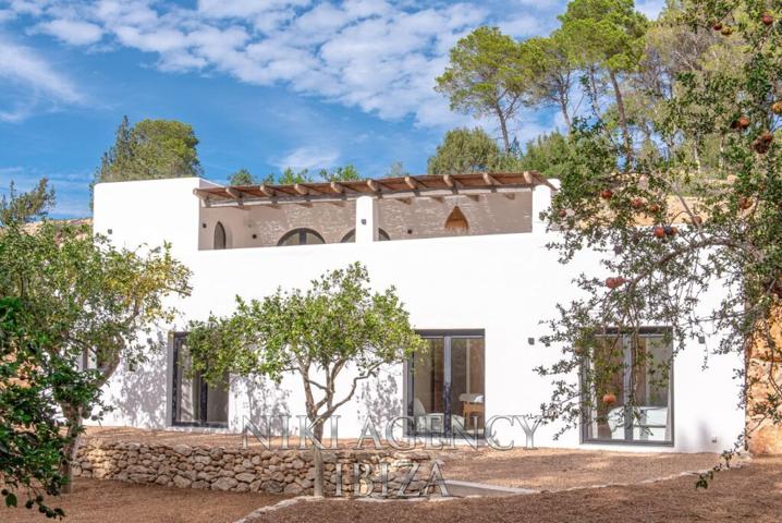 Casa-Chalet en Venta en Santa Eularia Des Riu Baleares photo 0