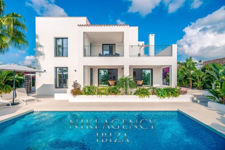 Casa-Chalet en Venta en Sant Josep De Sa Talaia Baleares photo 0