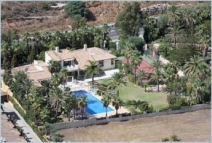 Magnífica Villa frente a la playa con acceso directo al mar. Estepona, Costa del sol photo 0