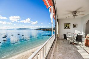Apartamento con acceso directo a la playa y vistas incomparables del mar, playa y marina photo 0