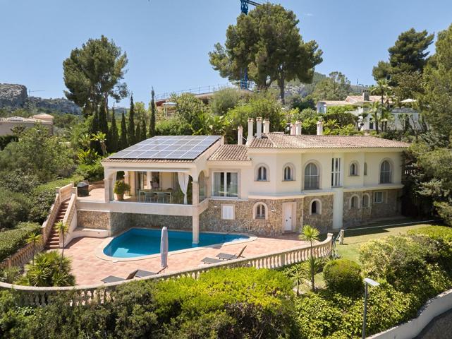 Villa de lujo de estilo mediterráneo en el golf de Son Vida photo 0