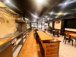 ¡Oportunidad de Negocio! Cafetería de 175 metros cuadrados en Venta photo 0
