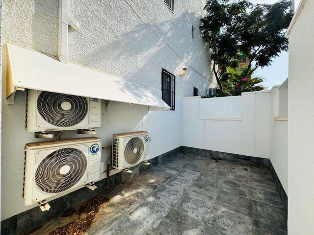 Se vende dúplex reformado con solárium y terraza photo 0