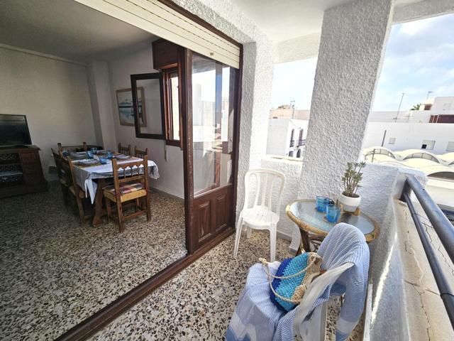 Piso muy amplio con terraza y vistas al mar en Carboneras ,zona céntrica. photo 0