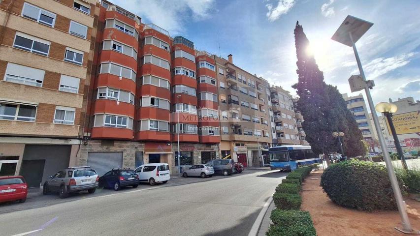 PISO EN PLAZA GENERALITAT VALENCIANA photo 0