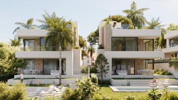 Villa En venta en Marbella photo 0