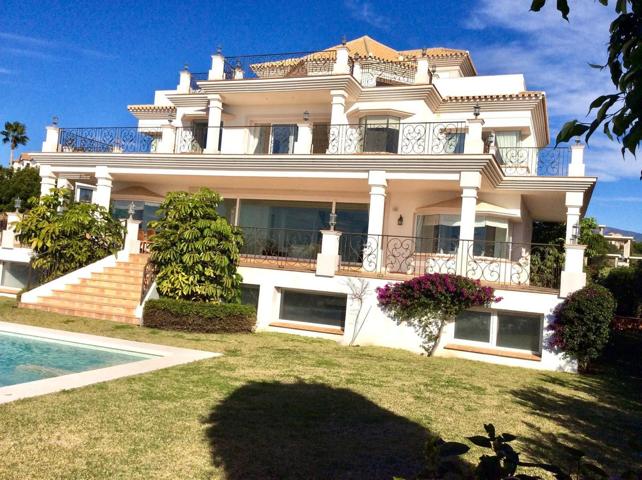 Villa En venta en Benahavís photo 0