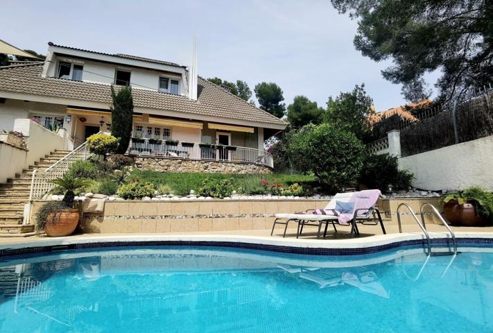 chalet con encanto en La Mora a 5 min de la playa con licencia! photo 0