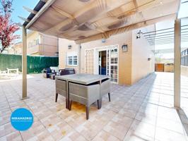 Unifamiliar Separadas En venta en Paracuellos De Jarama photo 0