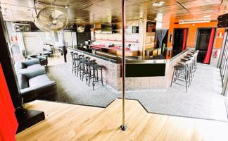 Club en venta en Las Americas photo 0