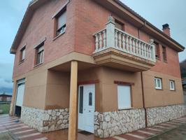 Casa En venta en Santovenia De La Valdoncina, Ribaseca photo 0