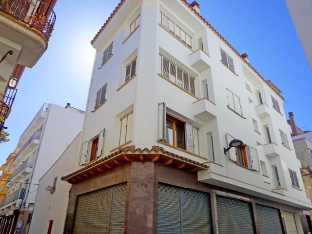 Comunidad En venta en L'Escala photo 0