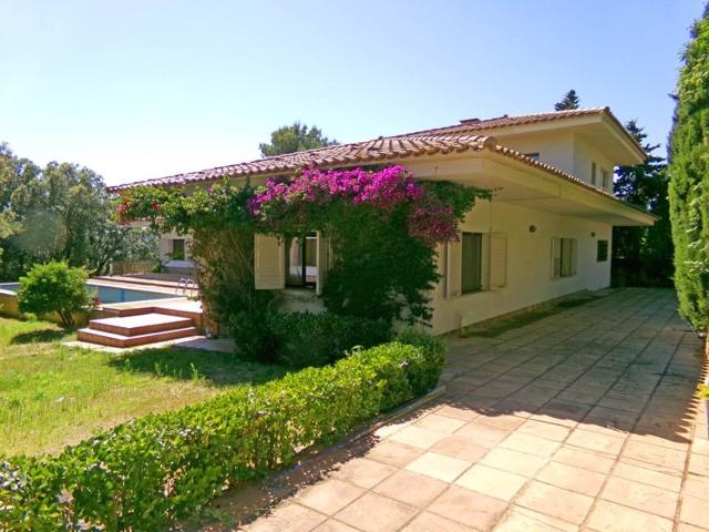 Piso En venta en L'Escala photo 0