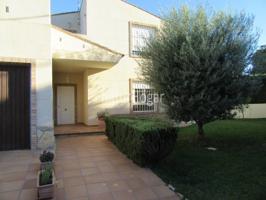 CHALET INDEPENDIENTE CERCANO AL CENTRO- TAMBIÉN EN VENTA Y ALQUILER CON OPCIÓN DE COMPRA photo 0