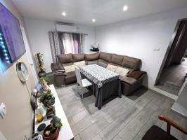 Casa - Chalet en venta en Mérida de 125 m2 photo 0