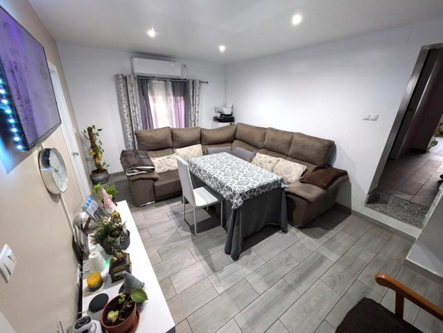 Casa - Chalet en venta en Mérida de 125 m2 photo 0