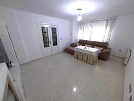 Casa - Chalet en venta en Aljucén de 100 m2 photo 0