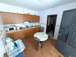 Casa - Chalet en venta en Mirandilla de 181 m2 photo 0