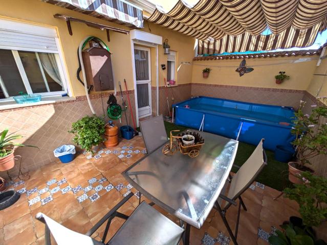 Casa - Chalet en venta en Calamonte de 136 m2 photo 0