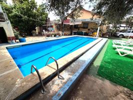Casa Rústica en venta en Medellín de 302 m2 photo 0
