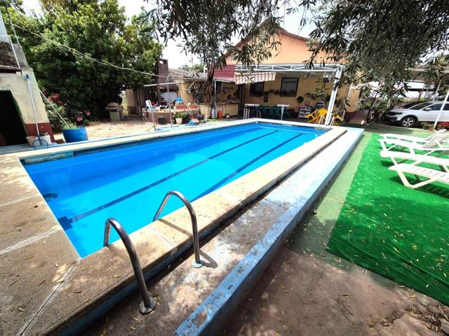 Casa Rústica en venta en Medellín de 302 m2 photo 0