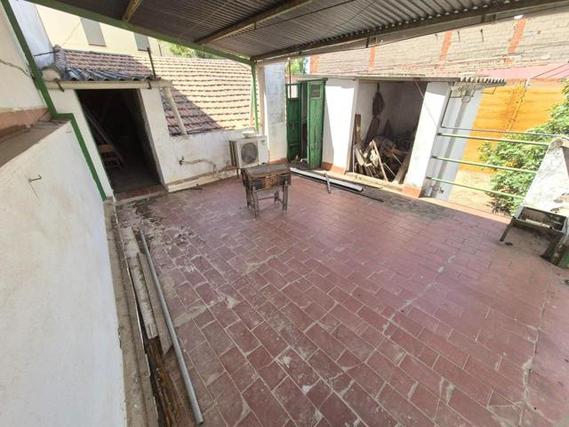 Casa - Chalet en venta en Don Benito de 155 m2 photo 0