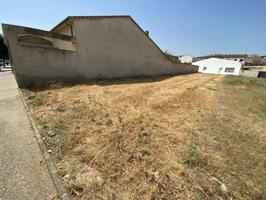 Terreno en venta en Calamonte de 431 m2 photo 0