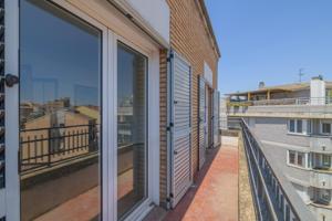 ÁTICO EN VENTA EN ZONA POBLE NOU photo 0