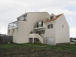 CHALET EN CASCO EN CALLE OURENSE photo 0