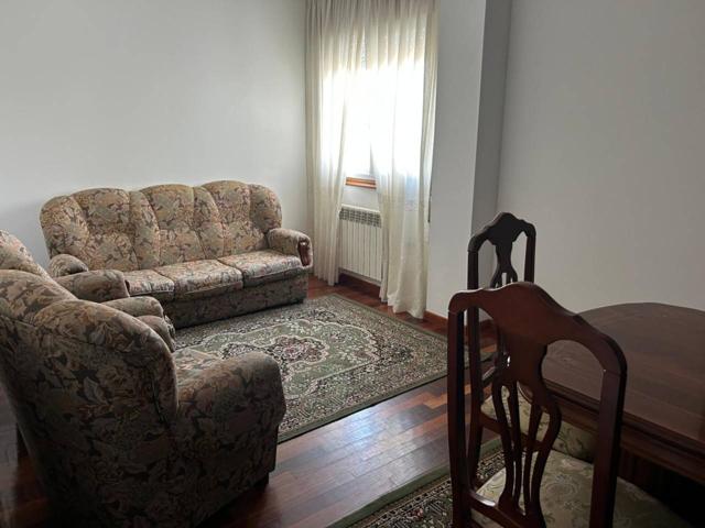 Venta de piso en Monforte de Lemos photo 0