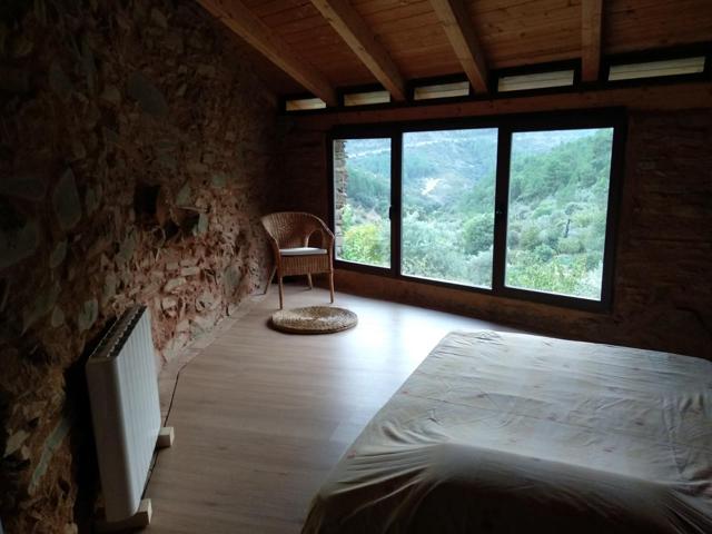 Unifamiliar Pareada En venta en Pinofranqueado photo 0