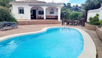 Casa-Chalet en Alquiler en Benalmadena Málaga photo 0