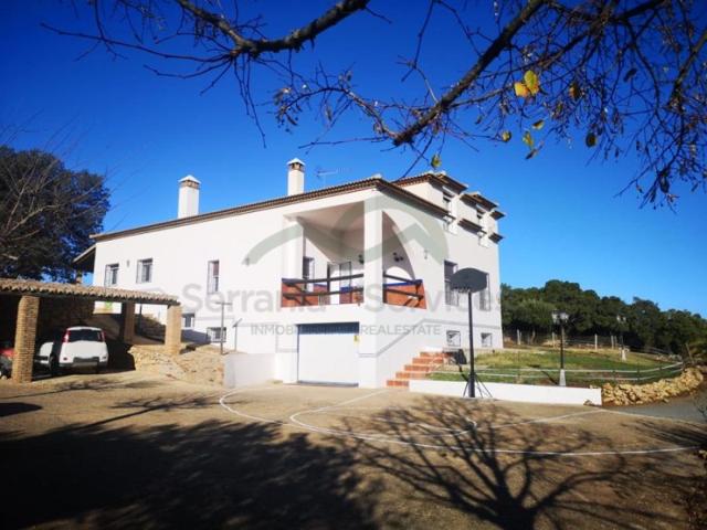 Casa De Campo En venta en Ronda photo 0