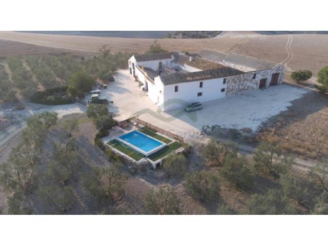 Granja En venta en Morón De La Frontera photo 0