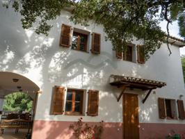 Local En venta en Genalguacil photo 0