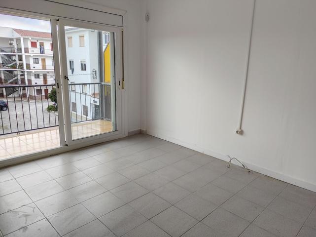 Piso En alquiler en Bellvei photo 0