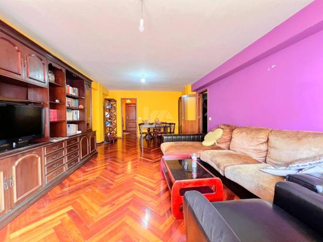 Venta de piso en Santiago de Compostela photo 0