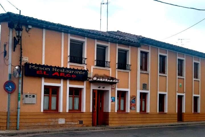 Local En venta en Calle Derecha, Mayorga photo 0