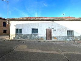 Casa En venta en Cl Santiago, Melgar De Arriba photo 0
