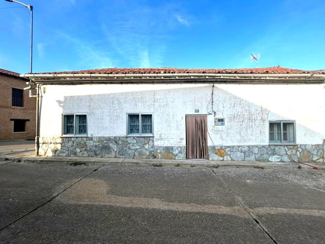 Casa En venta en Cl Santiago, Melgar De Arriba photo 0