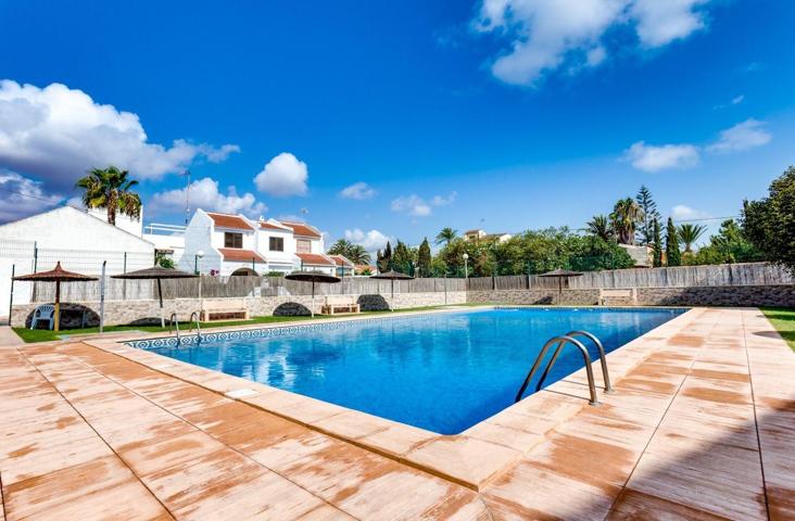 Piso En venta en Torrevieja photo 0