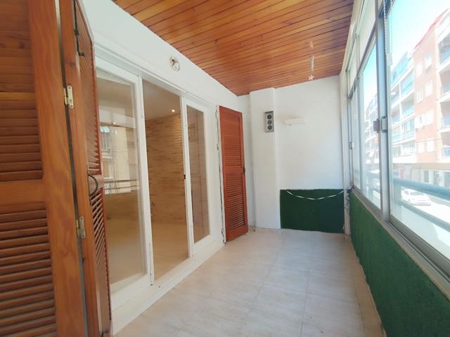 Piso En venta en Torrevieja photo 0