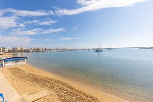 Piso En venta en Torrevieja photo 0