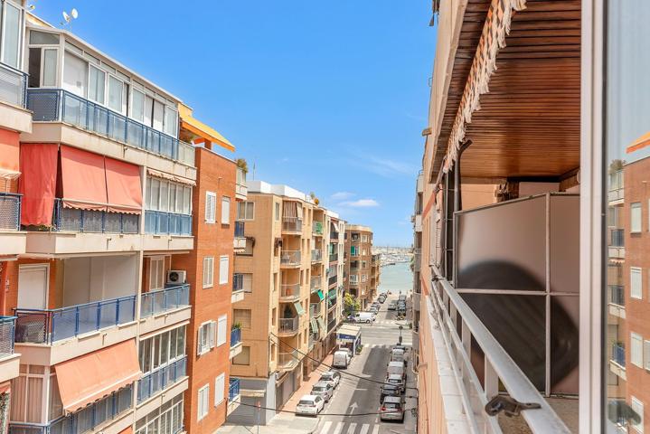 Piso En venta en Torrevieja photo 0