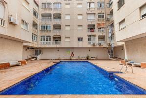 Piso En venta en Torrevieja photo 0